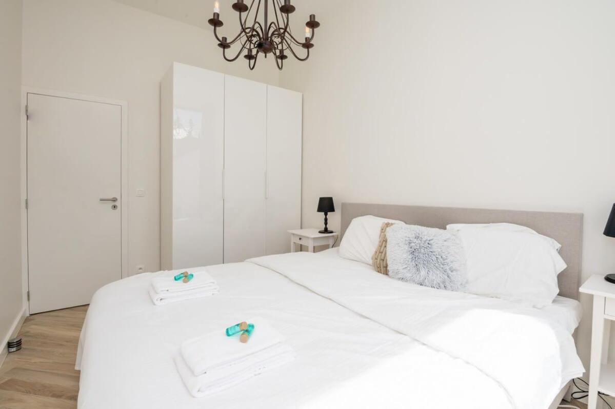 Beautiful Renovated Apartment In An Authentic Building Oostende Ngoại thất bức ảnh