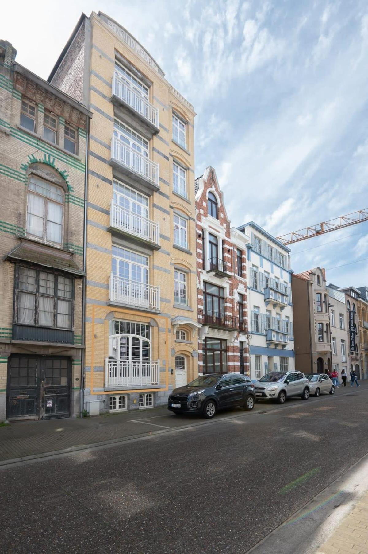 Beautiful Renovated Apartment In An Authentic Building Oostende Ngoại thất bức ảnh